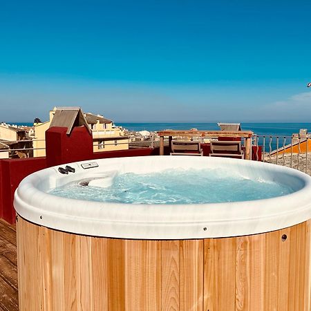 Pepites Bastiaises Vatta Appartement Roof Top Jacuzzi Vue Vieux Port 바스티아 외부 사진