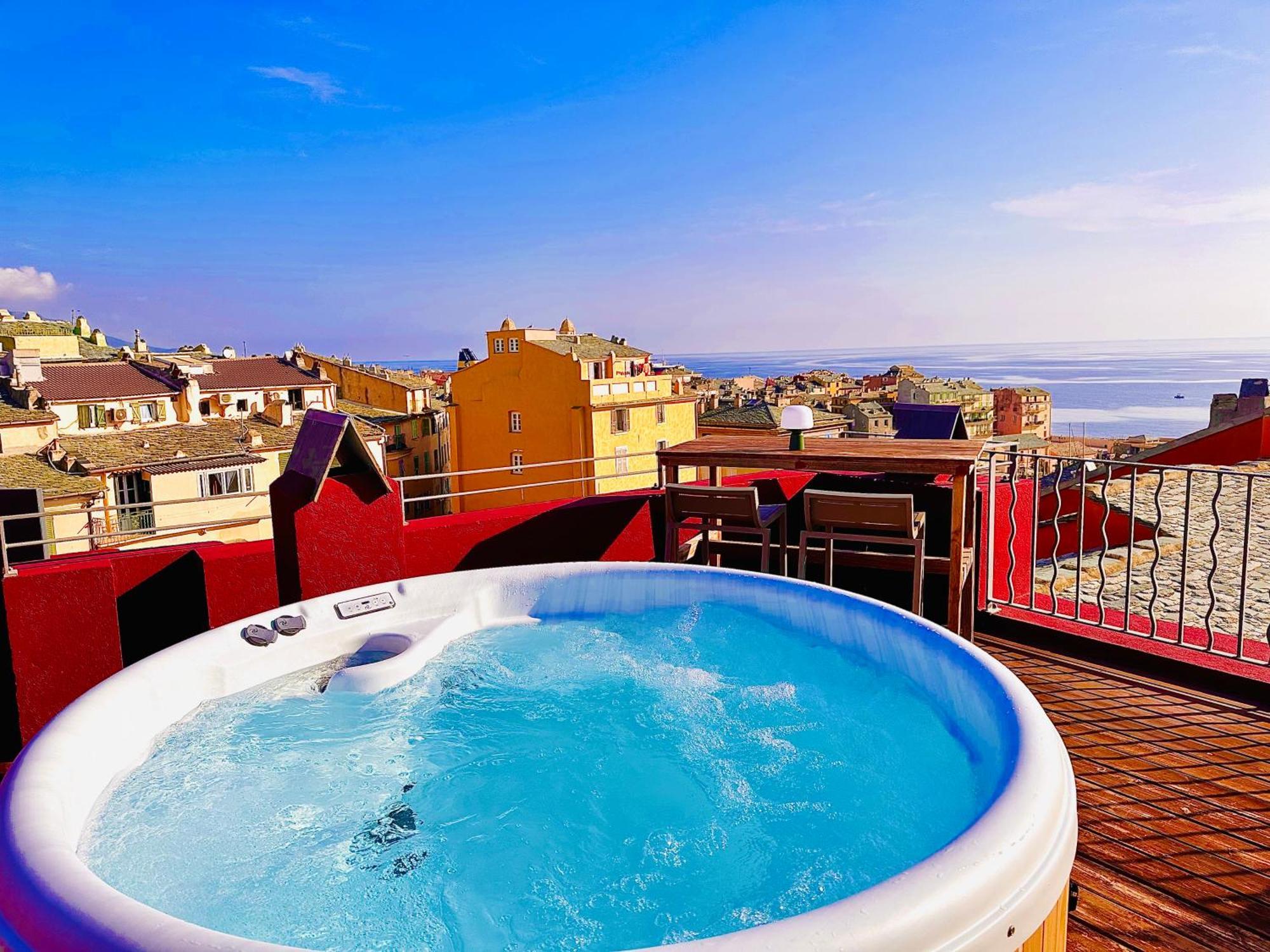 Pepites Bastiaises Vatta Appartement Roof Top Jacuzzi Vue Vieux Port 바스티아 외부 사진